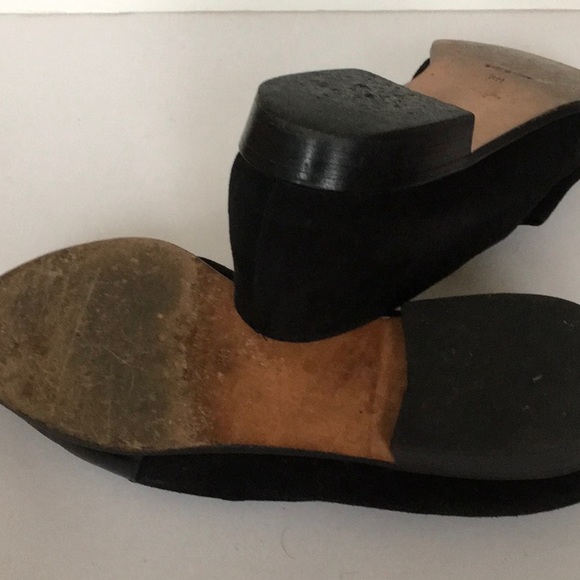 Vintage Calvin Klein flats - Picture 2 of 3